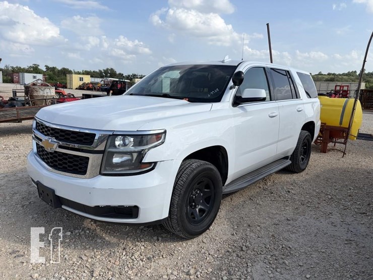 2015-chevrolet-tahoe-image-1