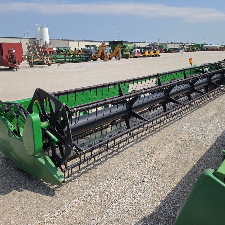 JOHN DEERE 630F