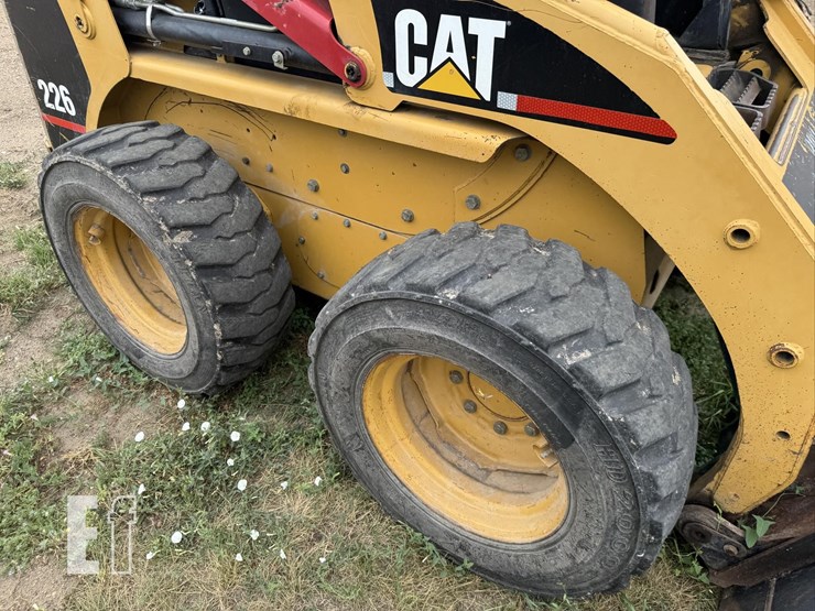 2003-caterpillar-226-image-6