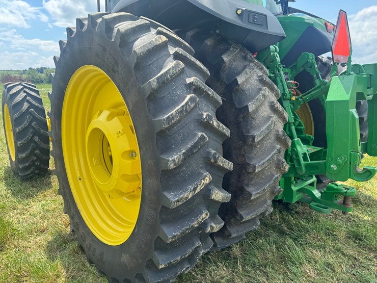 john-deere-8r-370-image-50
