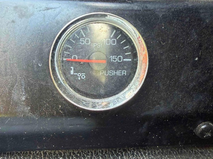 2019-kenworth-t880-image-22