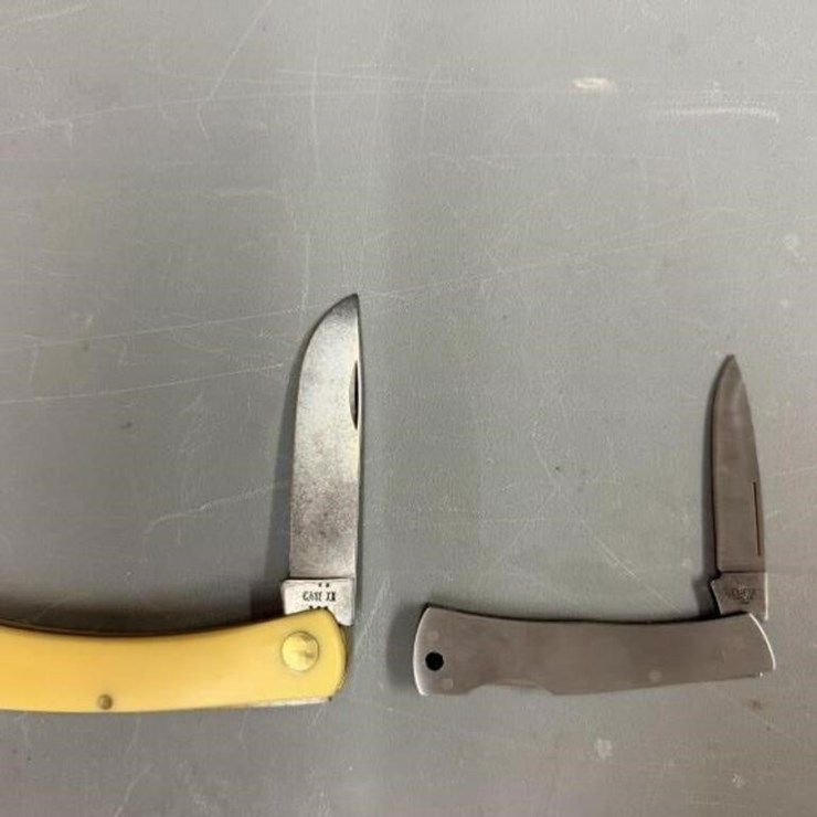 A2 - Case Knives