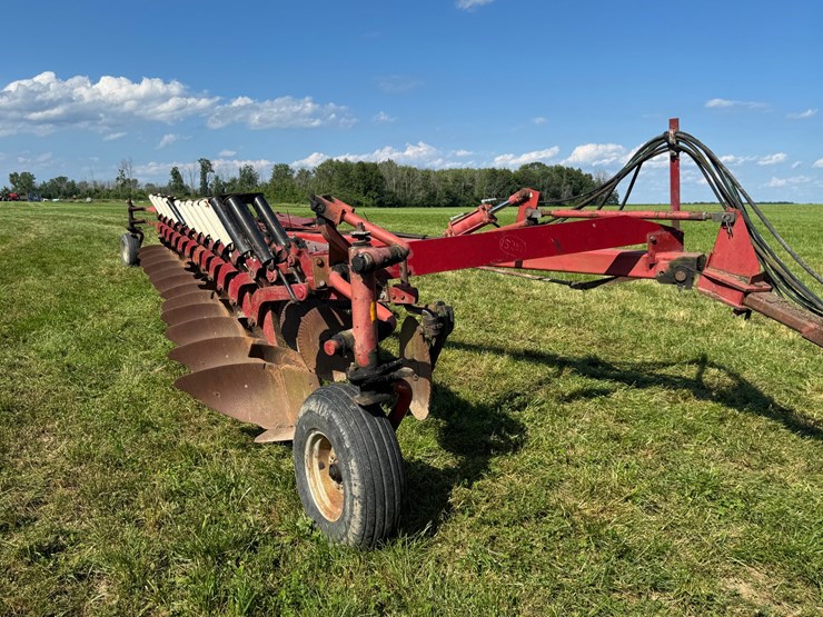 case-ih-800-image-9