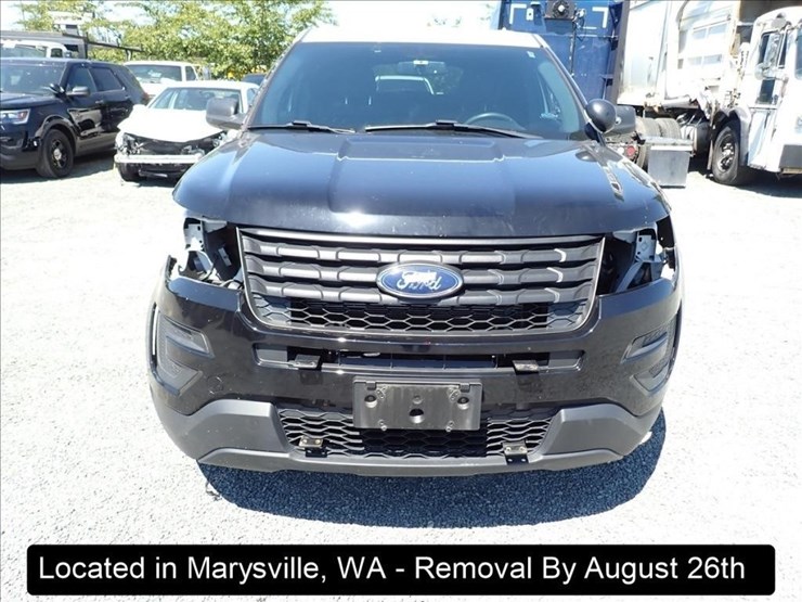 2017-ford-explorer-image-13