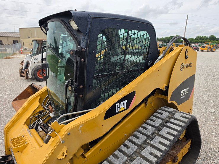 2009-caterpillar-279c-image-23