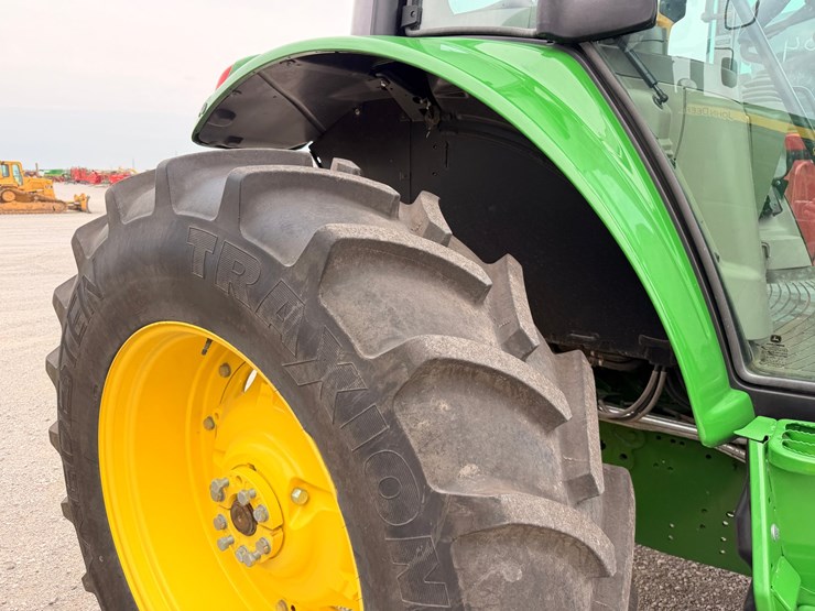 2024-john-deere-6145m-image-13
