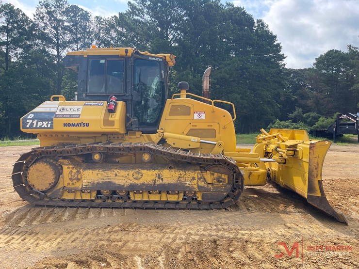 komatsu-d71pxi-24-image-2