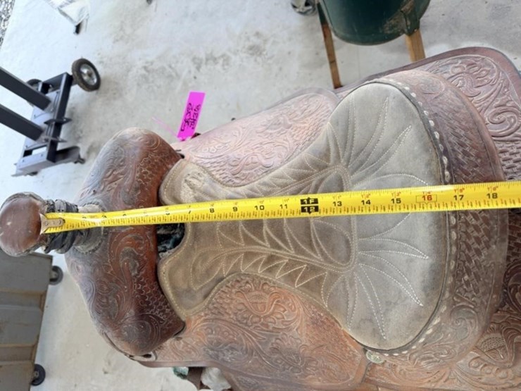 sl---saddle-&-stand-image-4