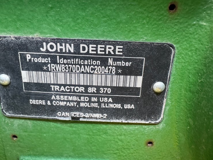 john-deere-8r-370-image-96