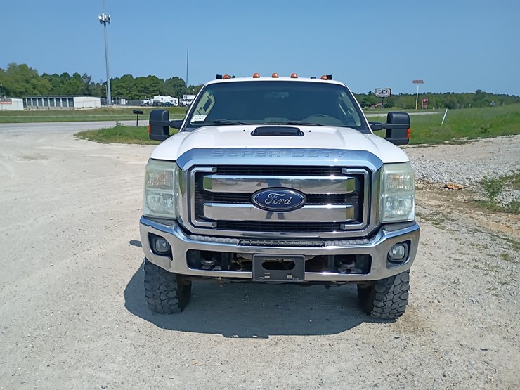 2013-ford-f350-image-15