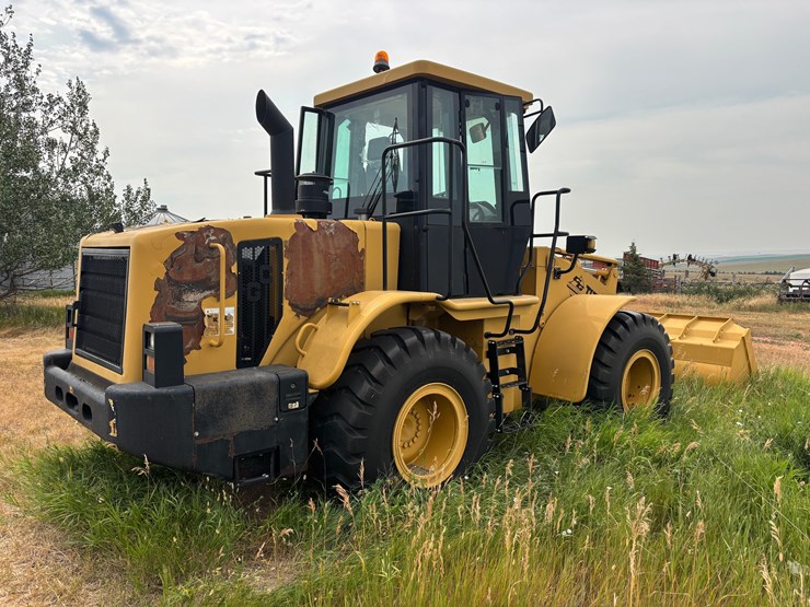 2011-g-g-titan-wheel-loader-image-3