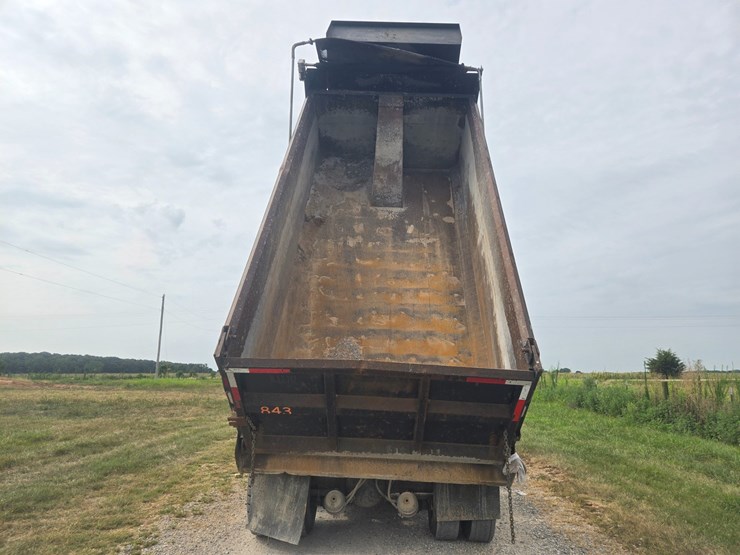 2011-kenworth-t660-image-26