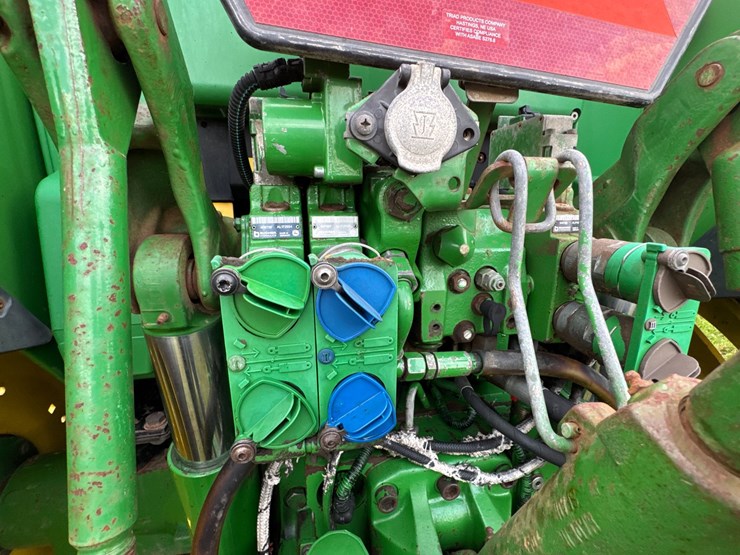 john-deere-6430-image-31