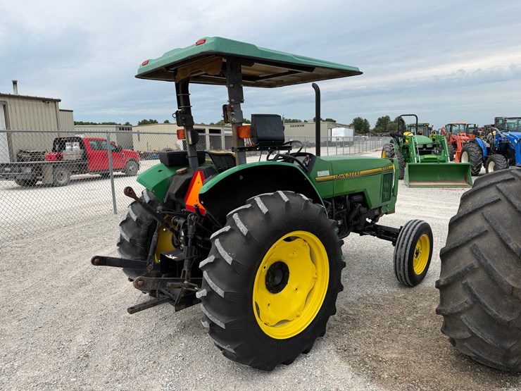 1997-john-deere-5200-image-18