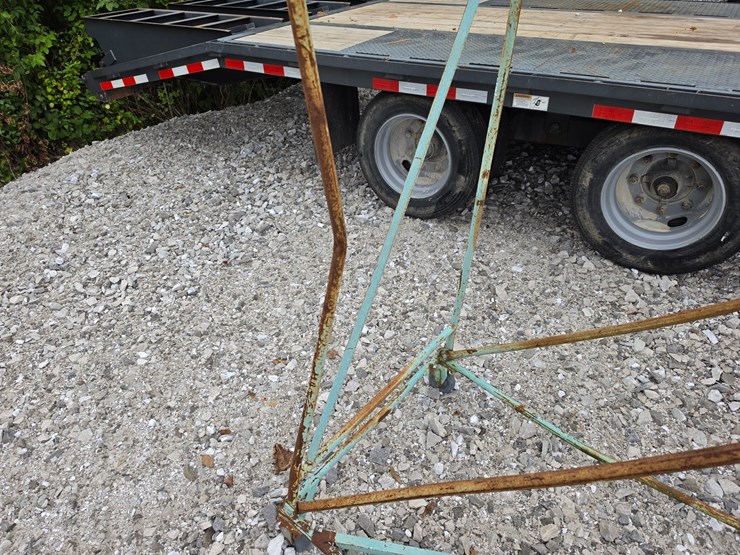 #24161-•-10ft-rolling-ladder-image-8