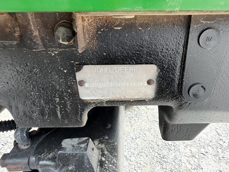 1996-john-deere-5200-image-22