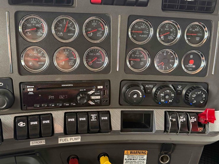 2019-kenworth-t880-image-26