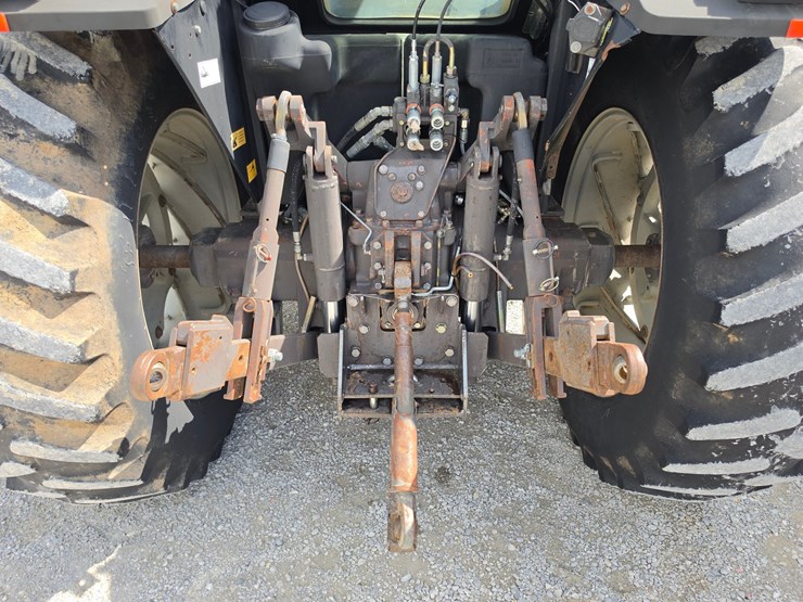 1996-massey-ferguson-6180-image-13