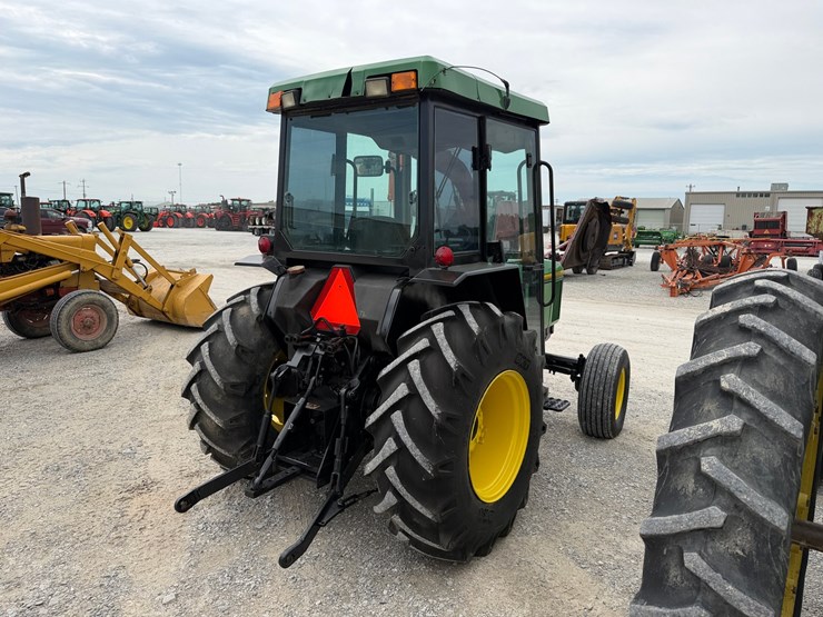 1996-john-deere-5200-image-20