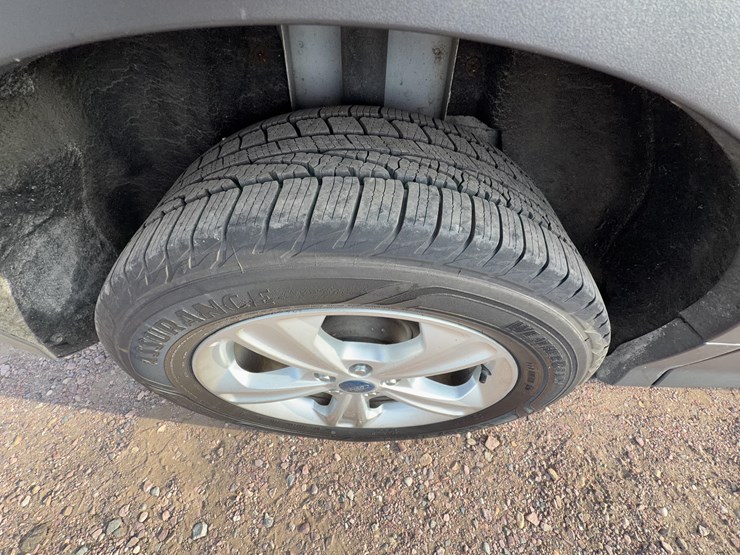 2013-ford-escape-image-29