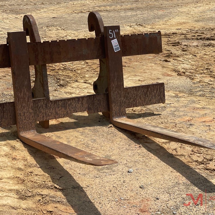 51" FORKS LOADER ATTACHMENT