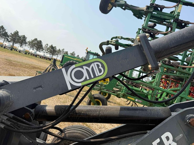 komb-40-caliber-trencher-image-12