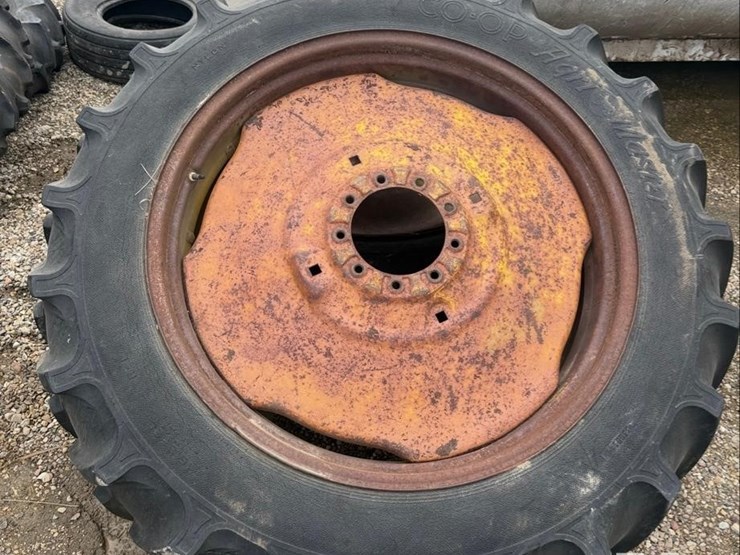 15.5-38-tires-(2)-image-2