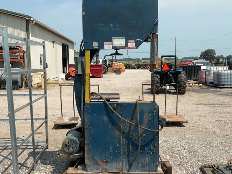 36”-northfield-foundry-&-machine-bandsaw-image-5