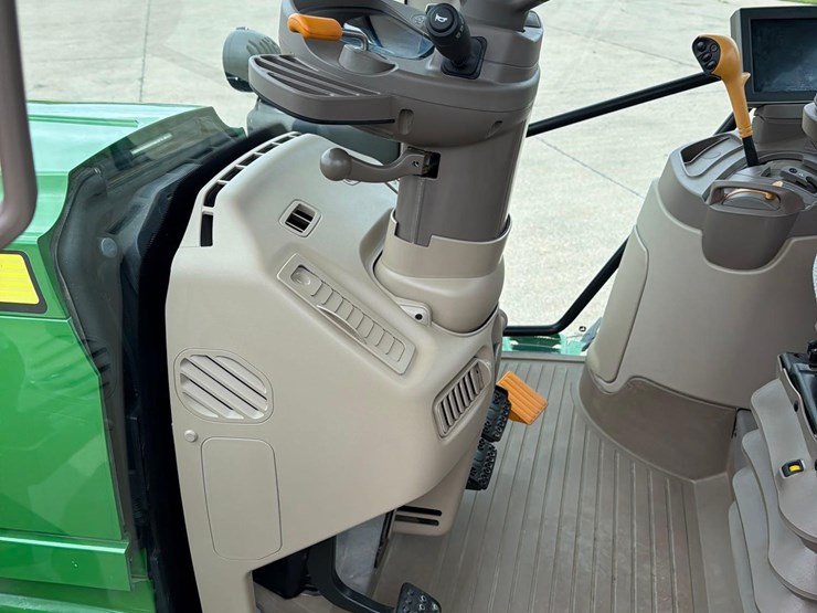 2021-john-deere-6155r-image-41