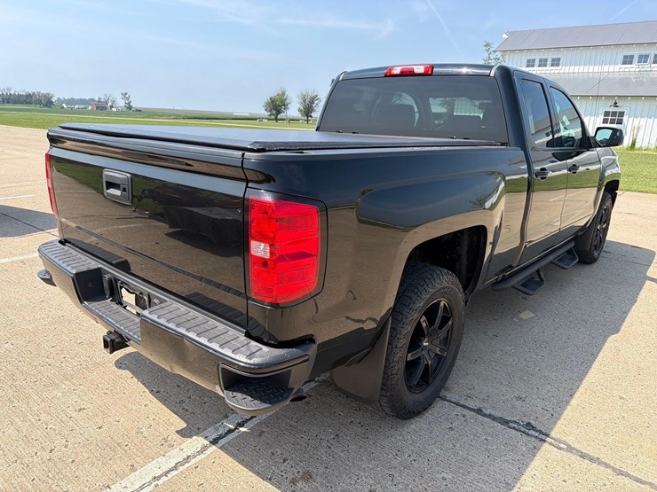 2018-chevrolet-1500-image-53