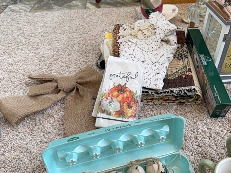 large-lot-of-glassware,-knock-knacks,-mugs,-linens-image-4