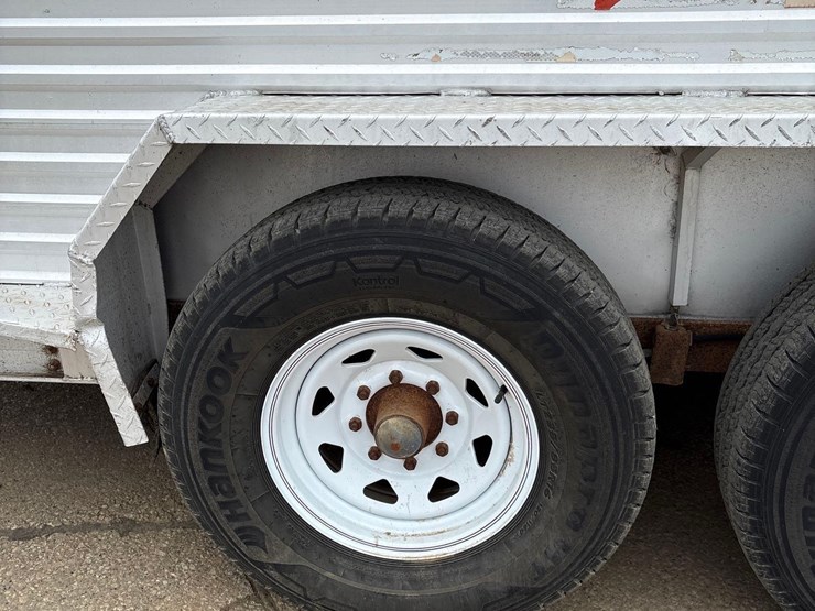 1989-kiefer-built-7ft-x-22ft-aluminum-gooseneck-livestock-trailer-image-29