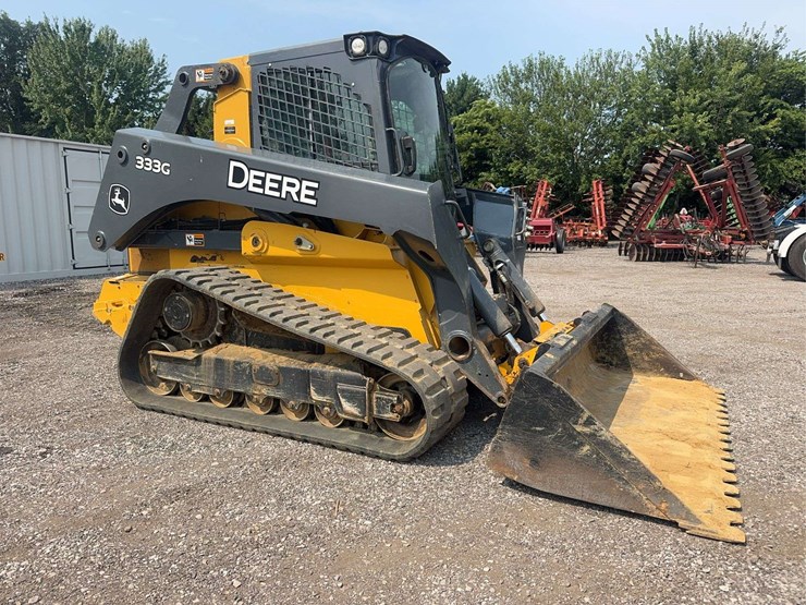 2018-deere-333g-image-1