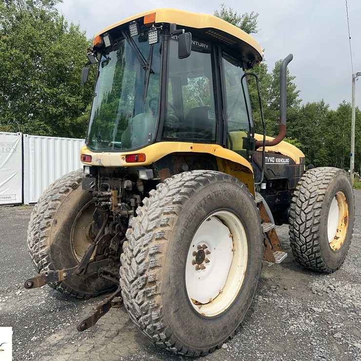 NEW HOLLAND TV140