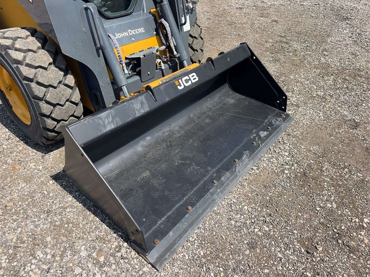 2024-deere-316gr-image-6