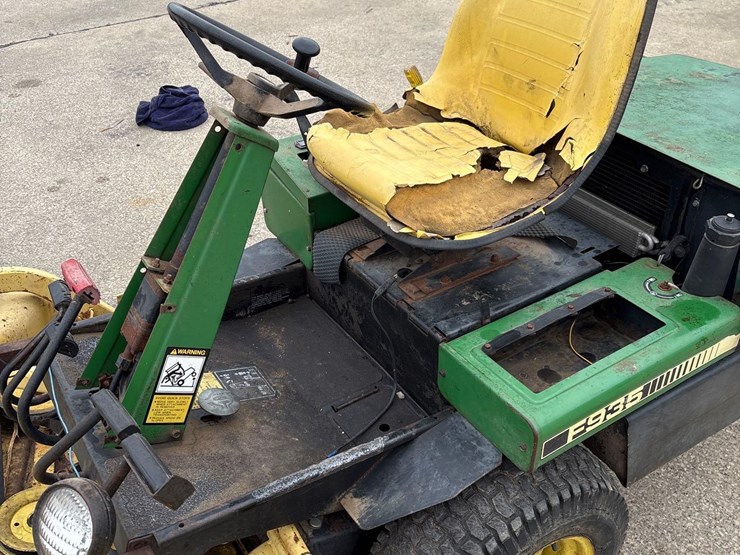 john-deere-f935-image-14