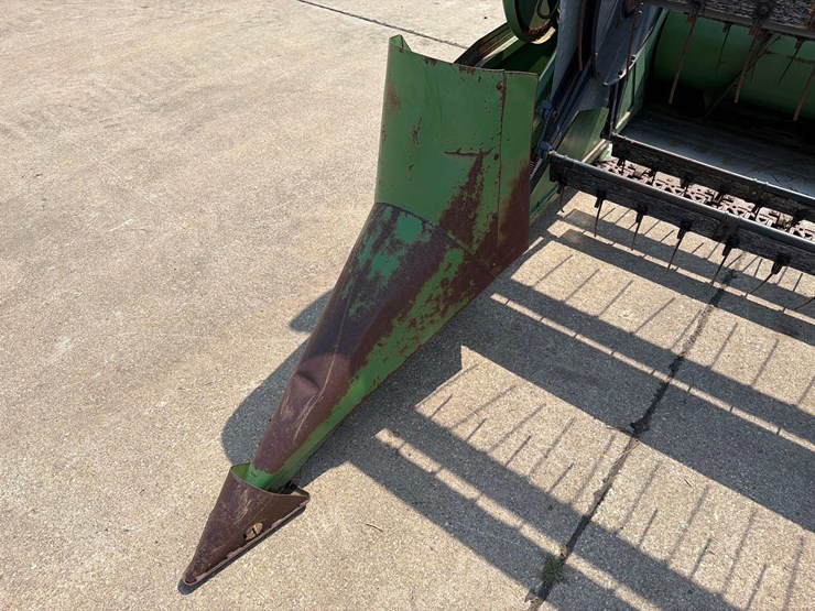 john-deere-216-image-16