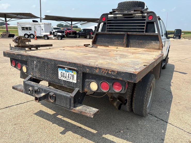 2015-ford-f350-image-29
