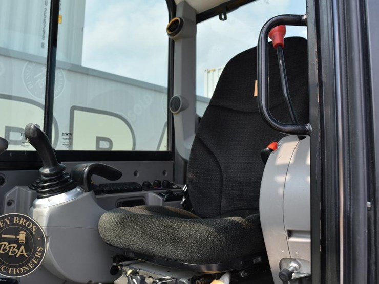 2024-jcb-50z-1-image-51