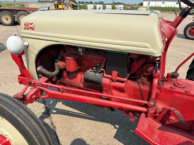 ford-8n-image-8