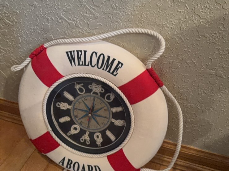 “welcome-aboard”-lake-clock-image-11