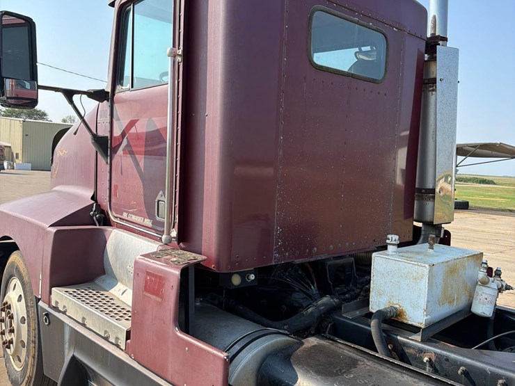1993-kenworth-t600-image-28