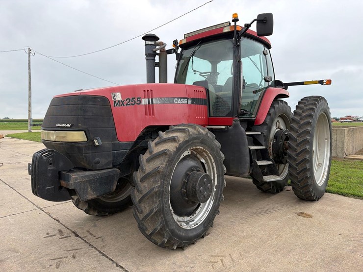 2003-case-ih-mx255-image-1