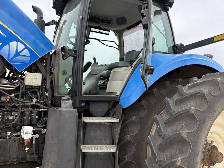 2009-new-holland-t8050-image-64
