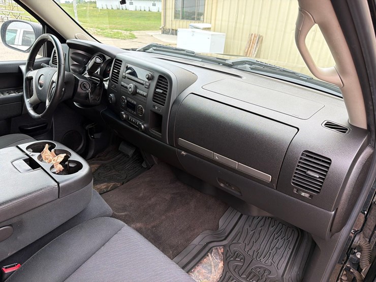 2012-gmc-sierra-1500-image-31