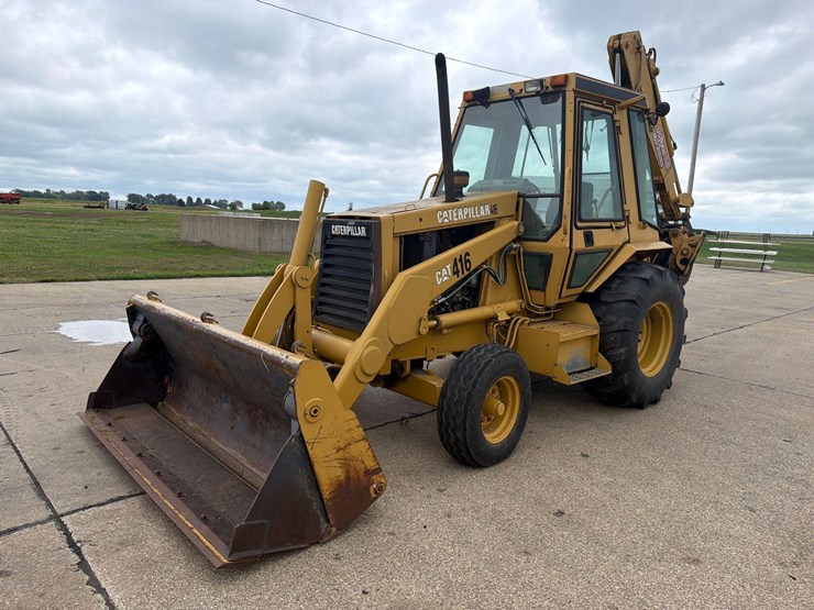 caterpillar-416-image-1