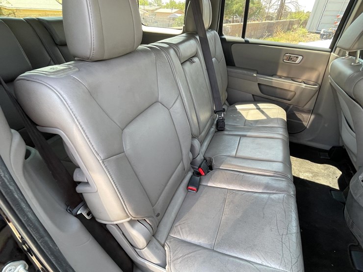 2010-honda-pilot-image-60