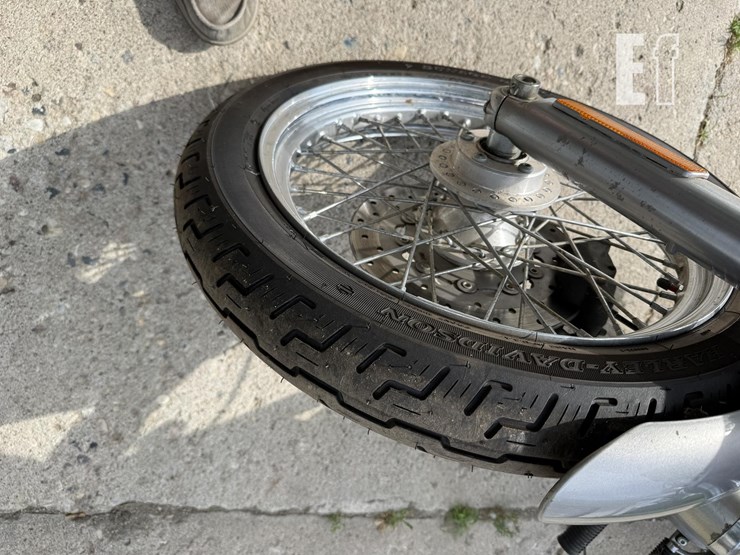 2009-harley-davidson-dyna-super-glide-image-4