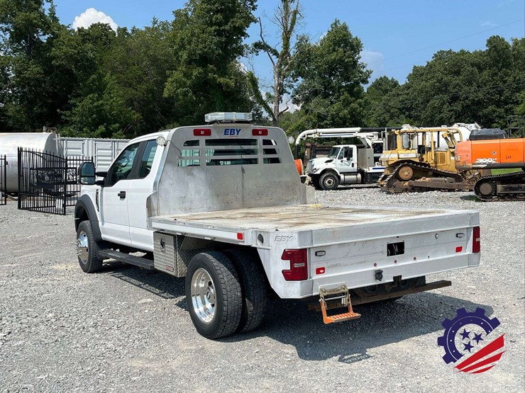 2017-ford-f550-xl-image-23