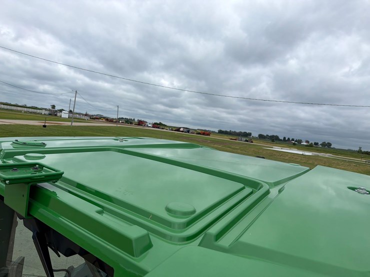 2022-john-deere-8r-280-image-73